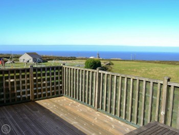 LARGE, DECKED BALCONY AREA