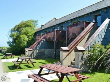 LOVELY HOLIDAY HOME