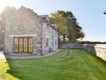 BEAUTIFULLY RESTORED HOLIDAY HOME