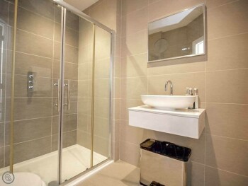 MASTER BEDROOM, EN-SUITE SHOWER ROOM