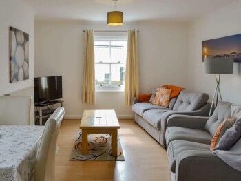 SPACIOUS LIVING AND DINING ROOM