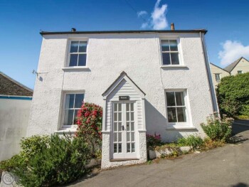 PETROC, ST MAWES - FRONT OF COTTAGE