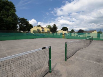 HARD TENNIS COURTS AVAILABLE