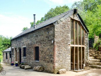 LOVELY HOLIDAY BARN CONVERSION