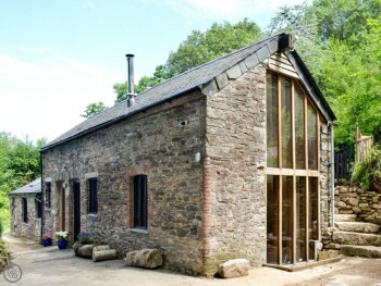 LOVELY HOLIDAY BARN CONVERSION