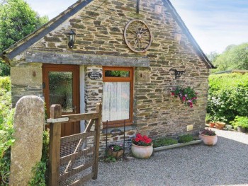 DELIGHTFUL RURAL COTTAGE